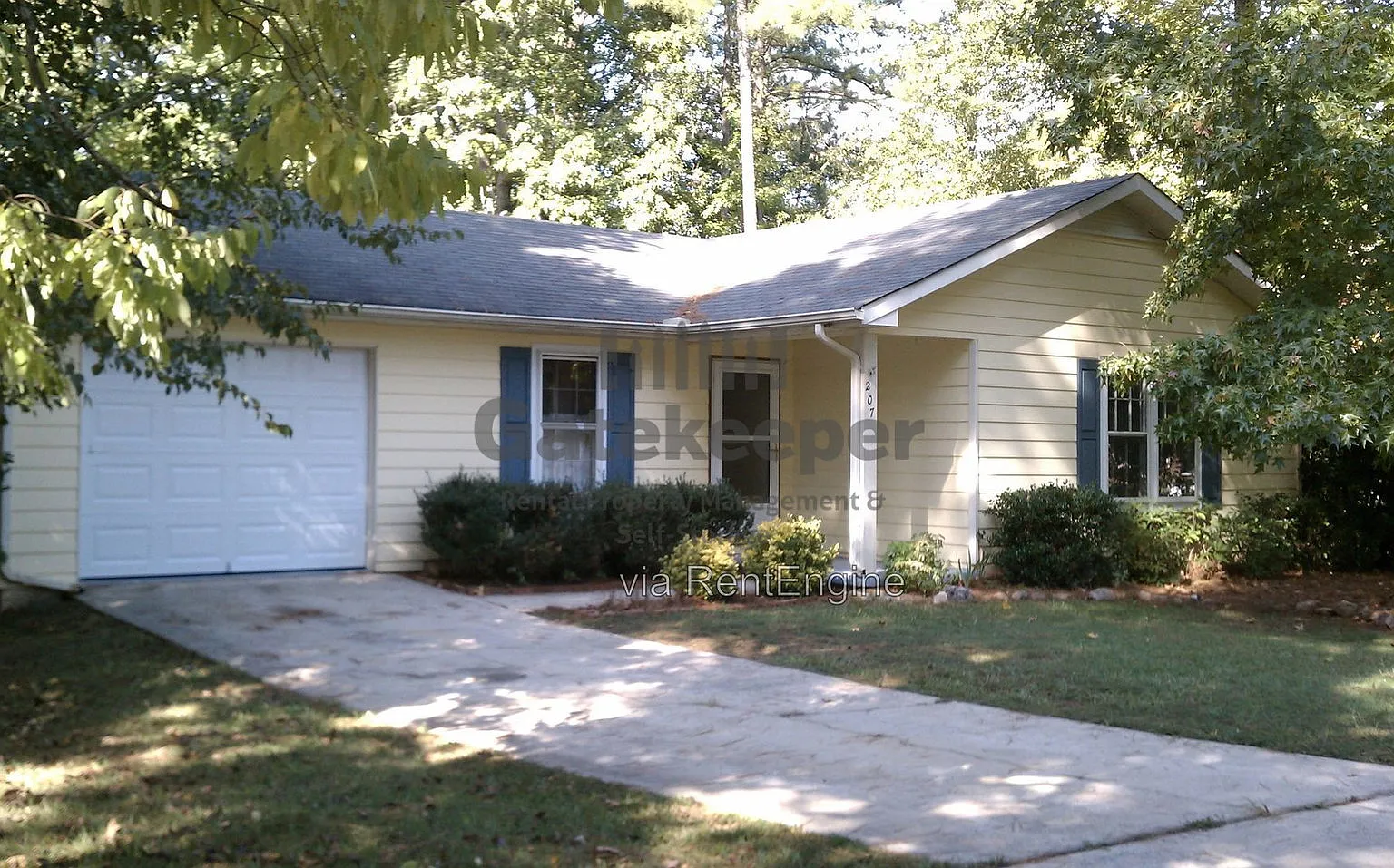 3 bed, 2.0 bath, 1292 sqft, $2,095 — Photo 1