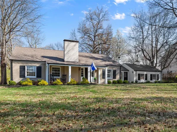 11 Lindworth Dr, Saint Louis, MO 63124