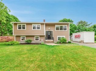 9 Cleveland Rd, Peabody, MA 01960