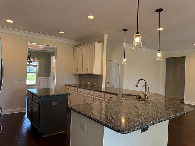 538 Saratoga Rd — Photo 7