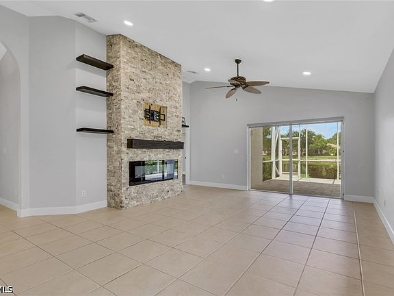 5th image of 2232 Summersweet Dr