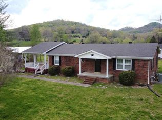 188 Bradford Hill Rd N, Brush Creek, TN 38547