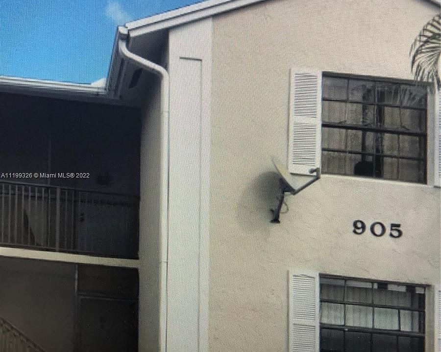 2nd image of 905 N Franklin Ave APT A
