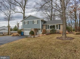 135 Kendale Rd, Red Lion, PA 17356