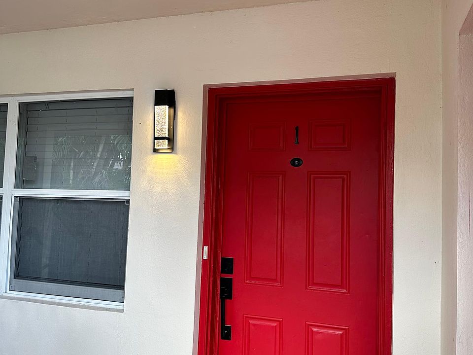 1st image of 3468 NE 17th Ave #1