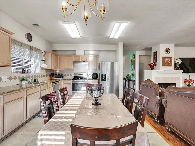 5514 Gatesprings Ln — Photo 13