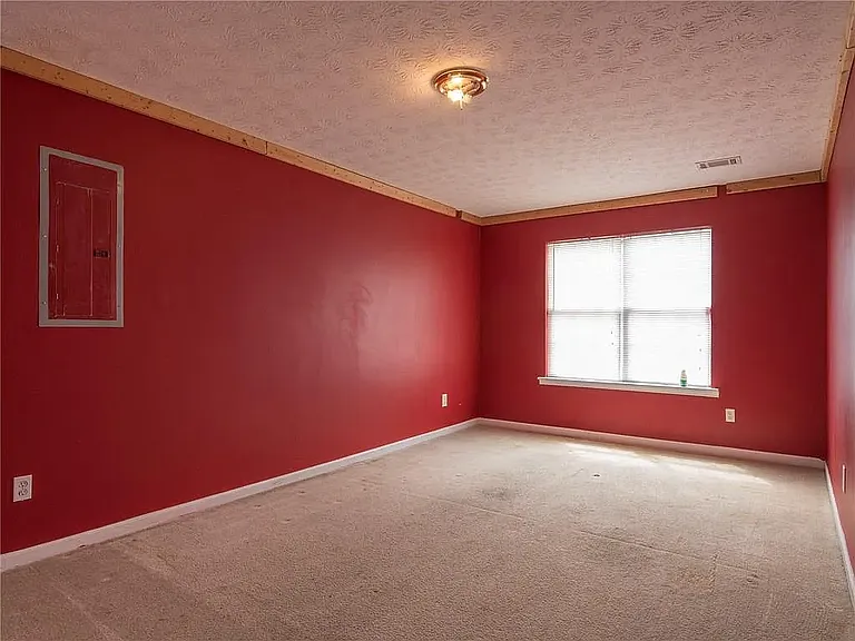 4363 Lock Ness Ln — Photo 6