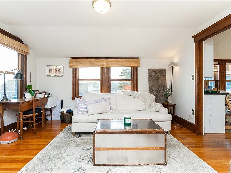 322 Humphrey St #1 — Photo 5