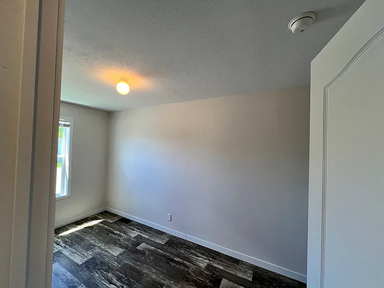 Valley Estates — Photo 10