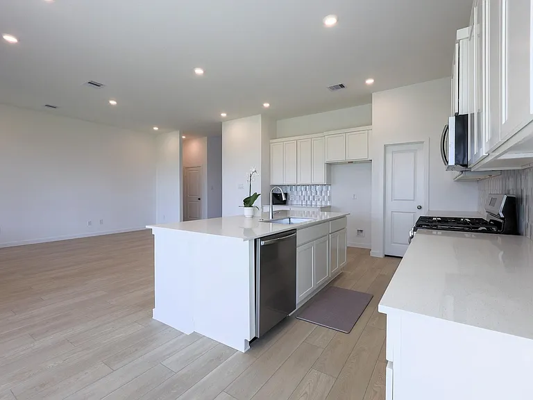 2222 Pacific Current Way — Photo 10
