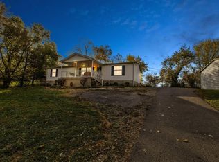 1400 Grassy Lick Rd, Mount Sterling, KY 40353