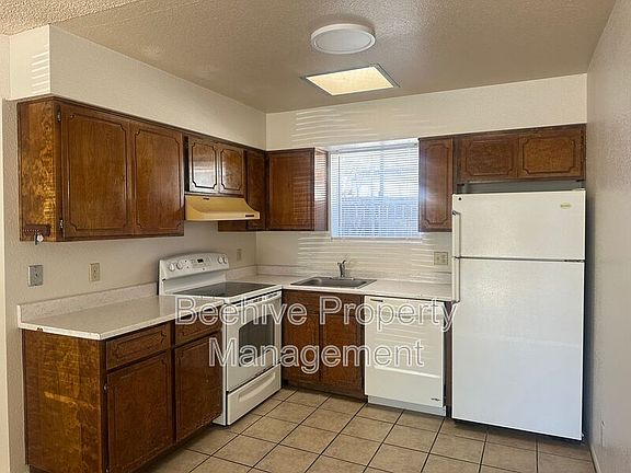 5th image of 539 1/2 E 2nd Ave APT 2