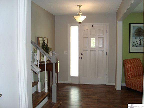 3rd image of 1853 N 150th Ct