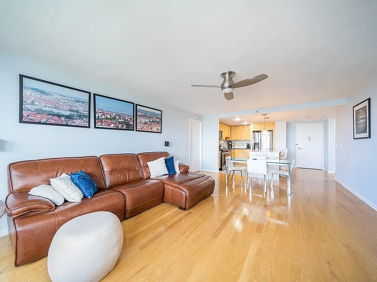 700 Grove St #11S — Photo 8