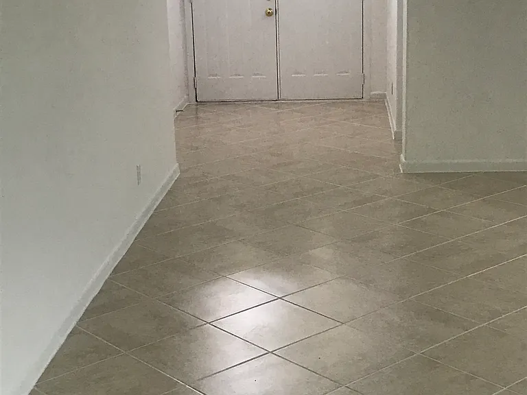 Summer Lake Dr — Photo 6