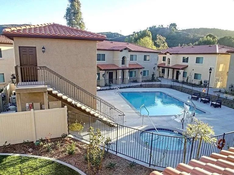 14265 Rios Canyon Rd — Photo 3