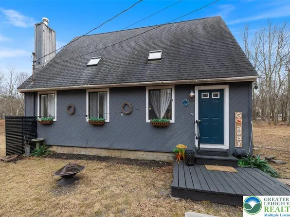 397 Towamensing Trl, Albrightsville, PA 18210