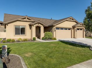2367 Copperhill St, Richland, WA 99354