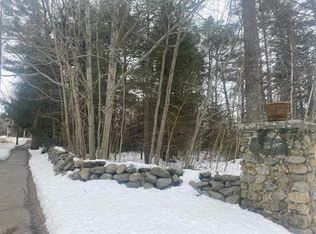 18 Greenfield Dr, Camden, ME 04843