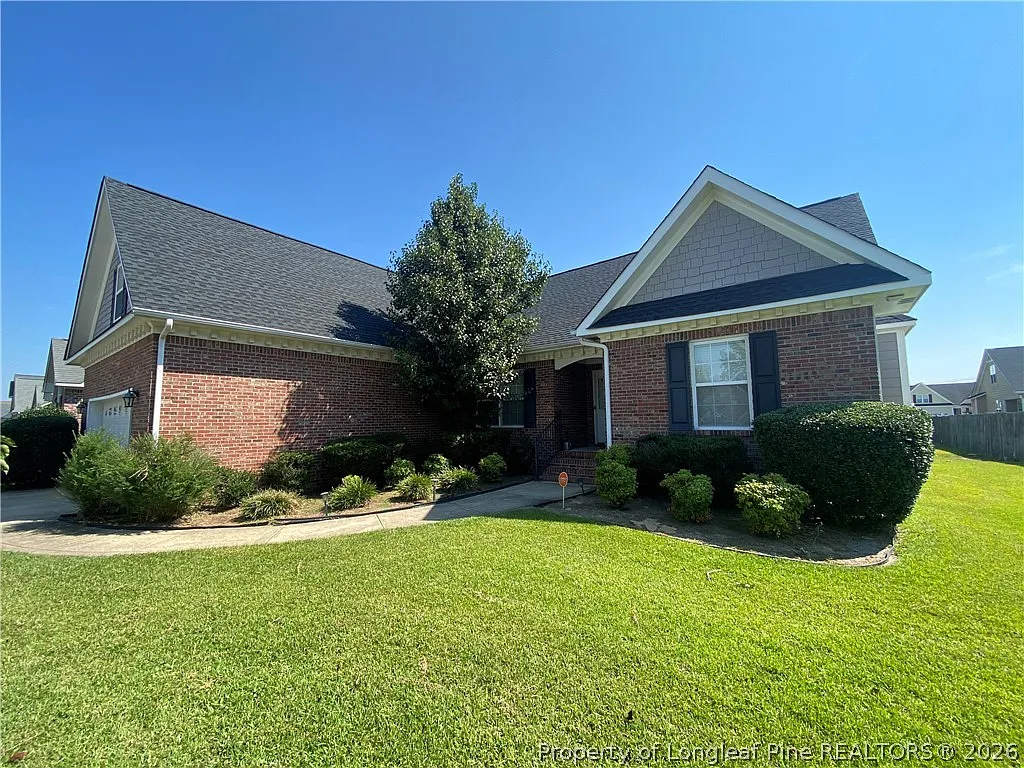 3 bed, 3.0 bath, 2182 sqft, $1,945 — Photo 4