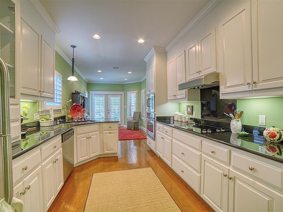 3rd image of 5434 Spanish Highlands Dr