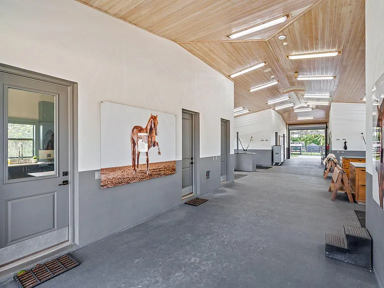13155 Southfields Rd — Photo 15