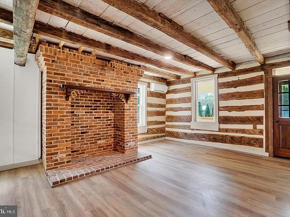 5th image of 4025 Cherry Run Rd