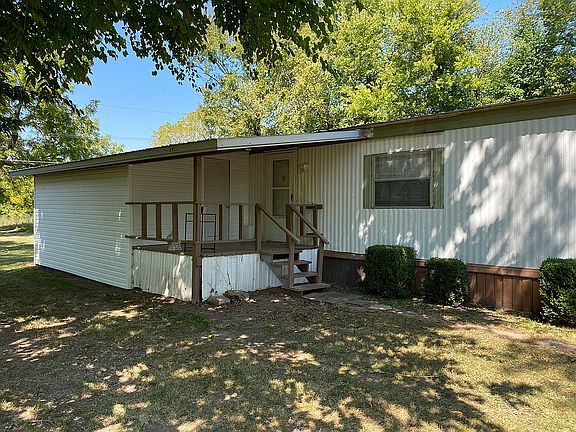 Covered front porch 