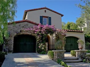 33 View Ter, Irvine, CA 92603