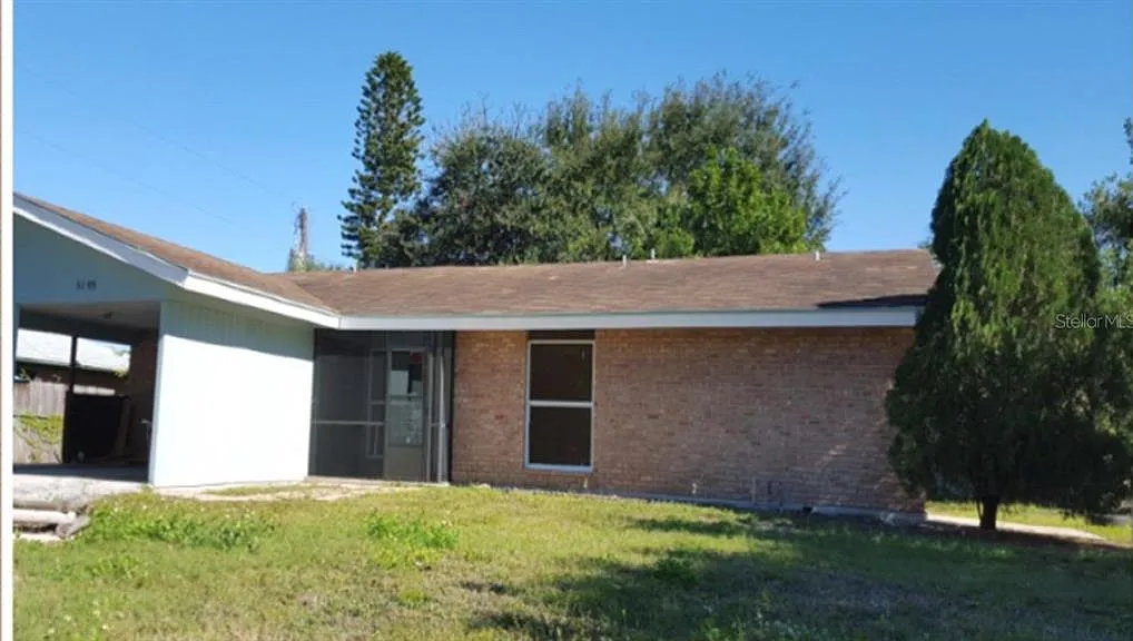 2 bed, 2.0 bath, 824 sqft, $1,850 — Photo 1