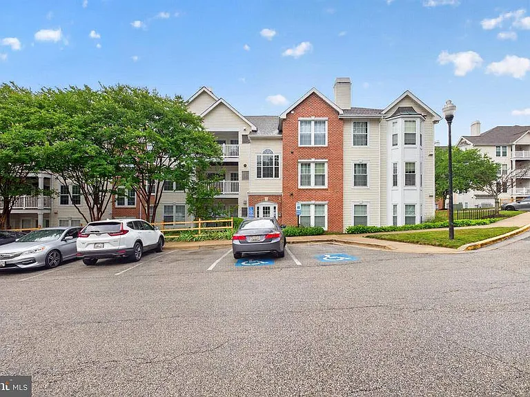 3109 River Bend Ct #D201 — Photo 15