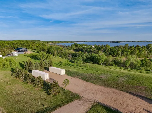 329XX [c] E, Dent, MN 56528