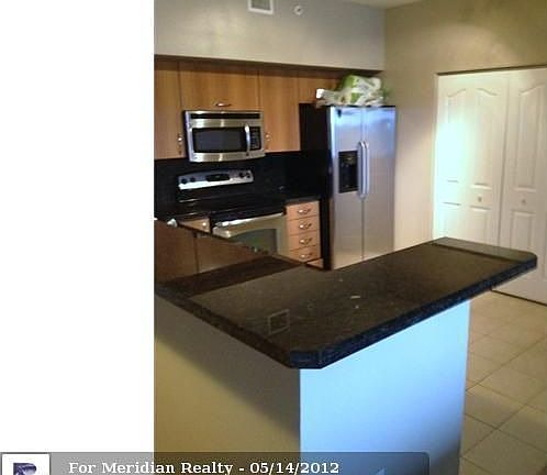 2nd image of 255 NE 3rd Ave #2507