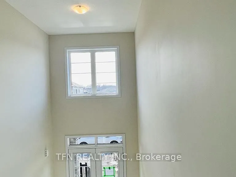 Sundin Dr — Photo 11