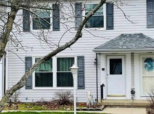 1395 S Azalea Blvd, Barberton, OH