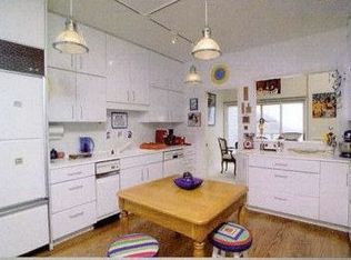 217 Roberts Rd, Pacifica, CA 94044