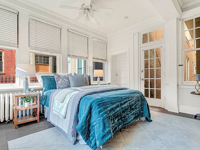 1208 W Franklin St #B — Photo 17