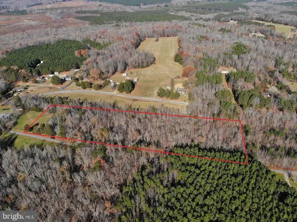 Merryman Dr, Victoria, VA 23974
