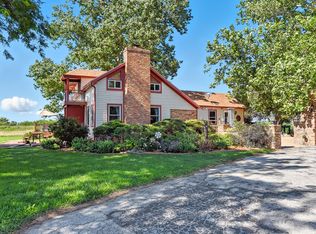 21267 425th St, Oakland, IA 51560