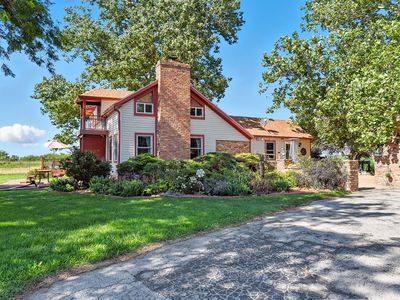 21267 425th St, Oakland, IA, 51560