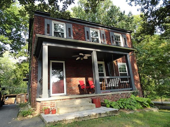 2nd image of 1604 N Hills Blvd