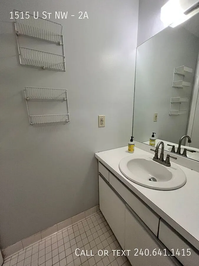 Charming Studio Apartment in U Street Corridor | $406 Monthly Rent Credit for the First Year + Li... — Photo 3