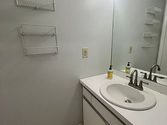 3rd image of 1515 U St NW APT 2A