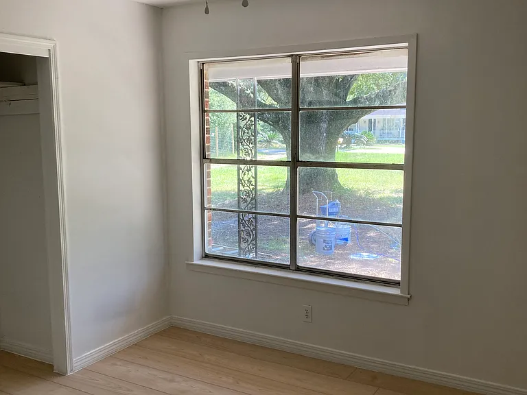 6120 Longview Rd — Photo 5