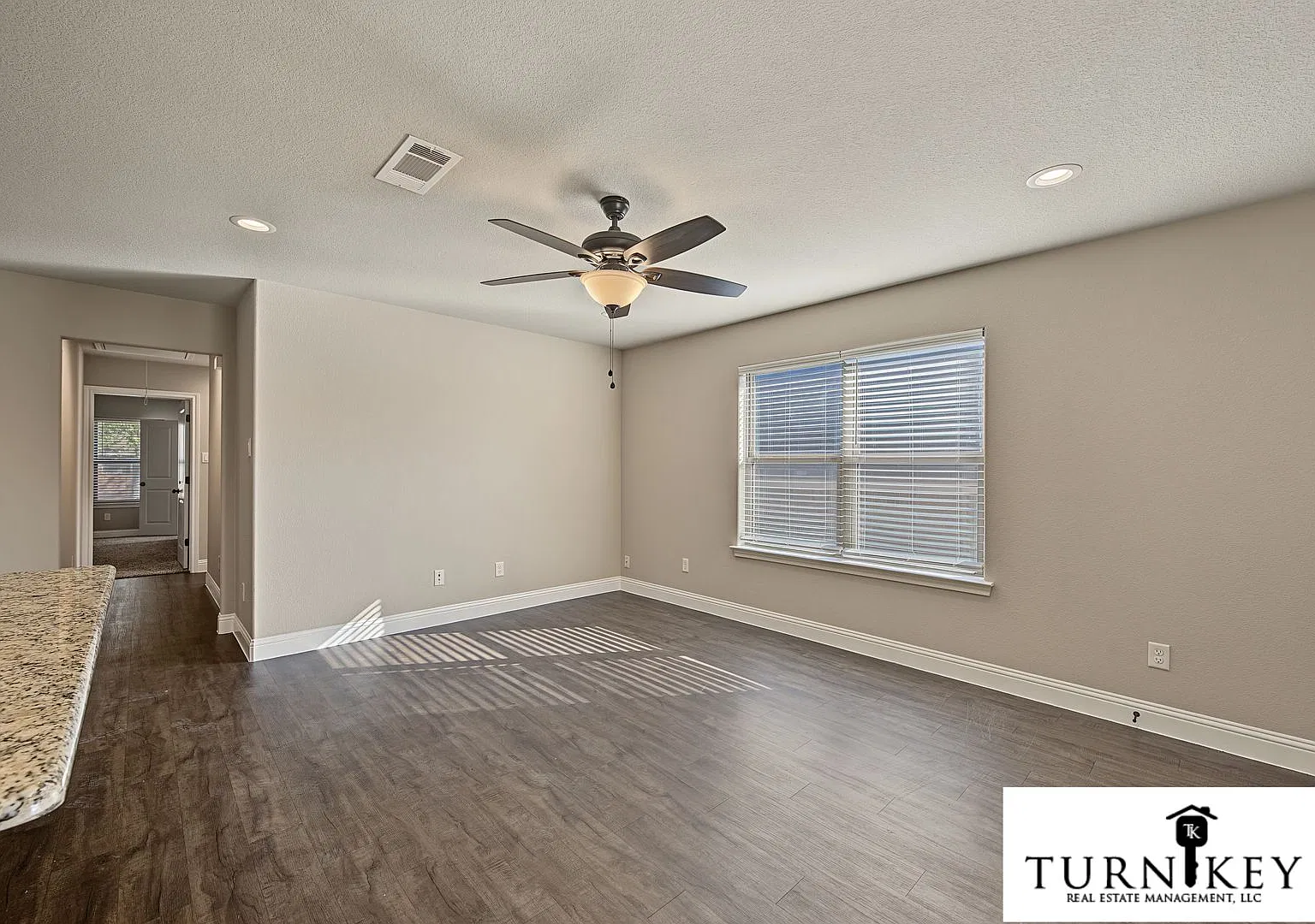 8120-8122 Tanner Ave — Photo 4