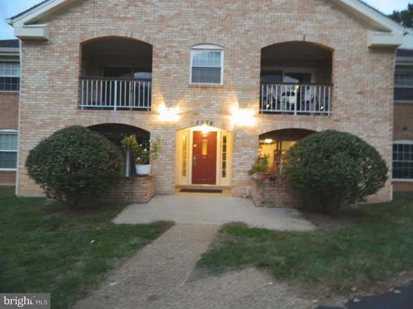 5936 Cove Landing Rd Unit 202B, Burke, VA 22015