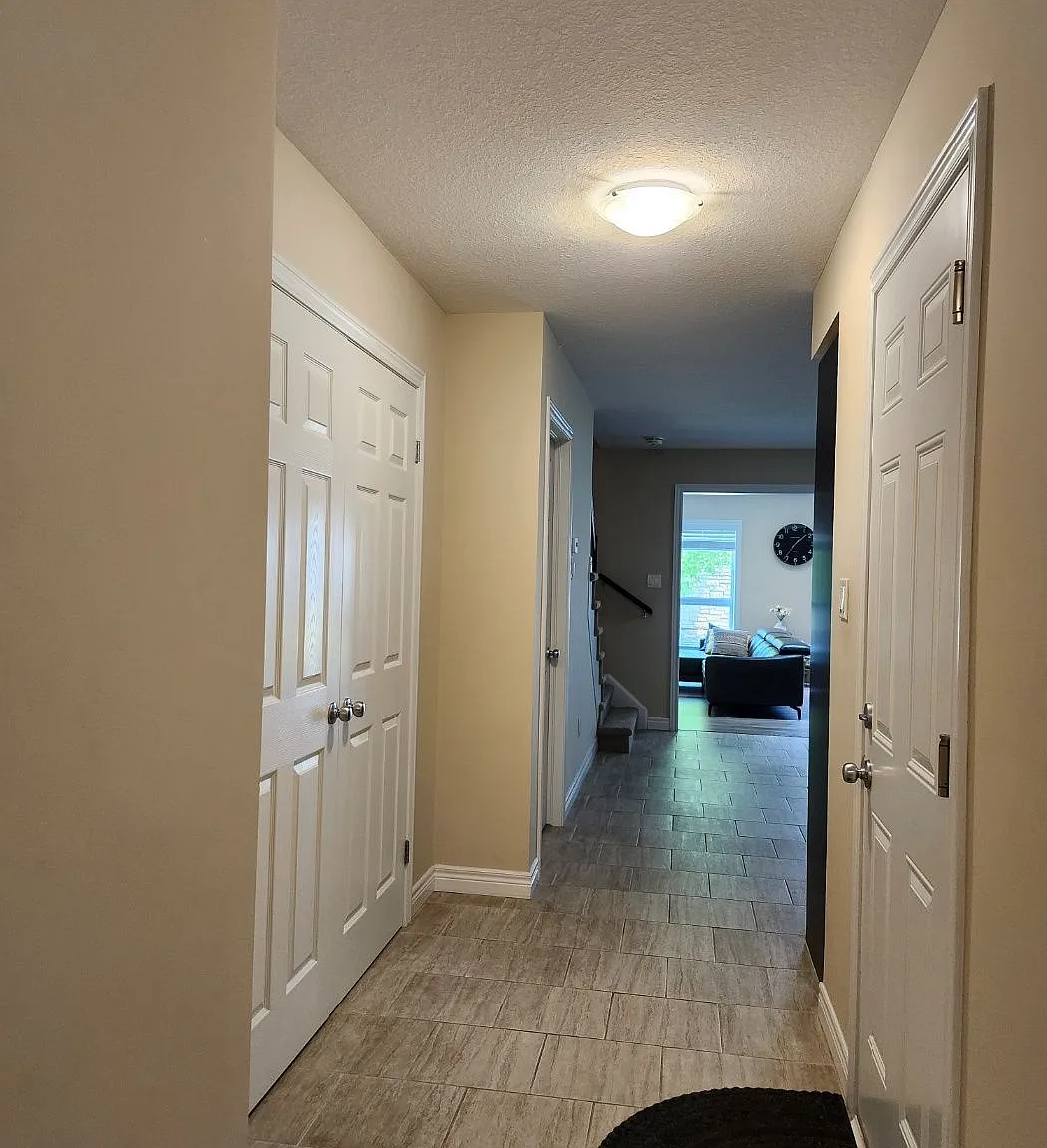 3 bed, $2,600 — Photo 3