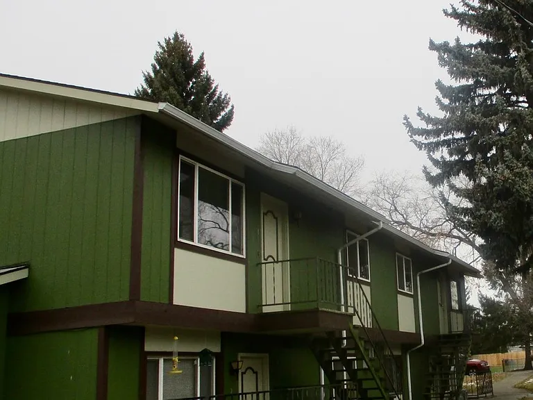 1505 S 10 W — Photo 1