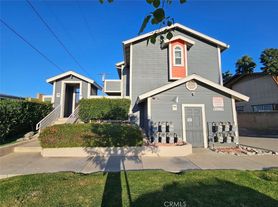 1120 Nicklett Ave, Fullerton, CA