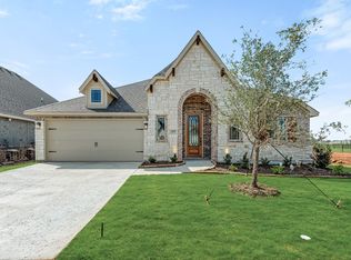 377 Paddle Boat Dr, Granbury, TX 76049